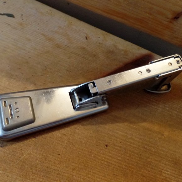 Vintage ACE SCOUT stapler model 202 - Picture 11 of 12